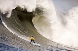 半岛体育全站-又见绝平！曼联与利雅得新月鏖战至终场，姆巴佩读秒救主
