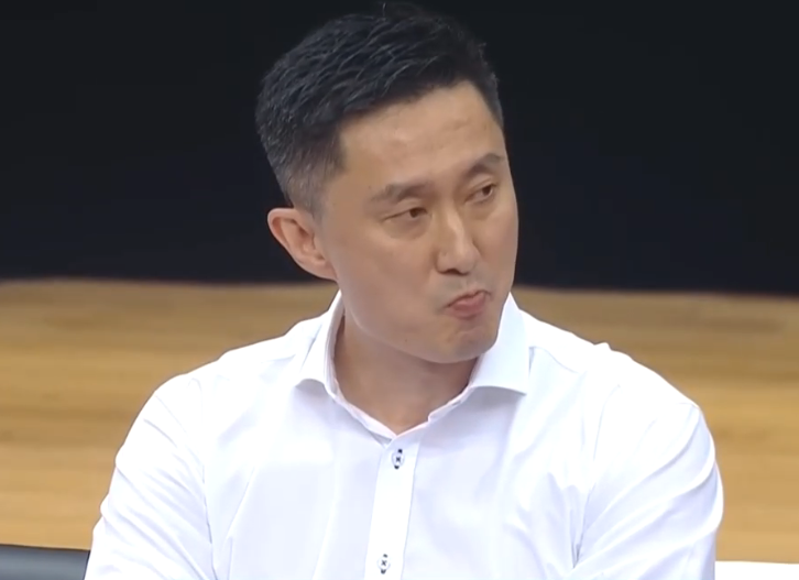 包含网队负西部劲旅，书豪想复仇弯曲骑士的词条
